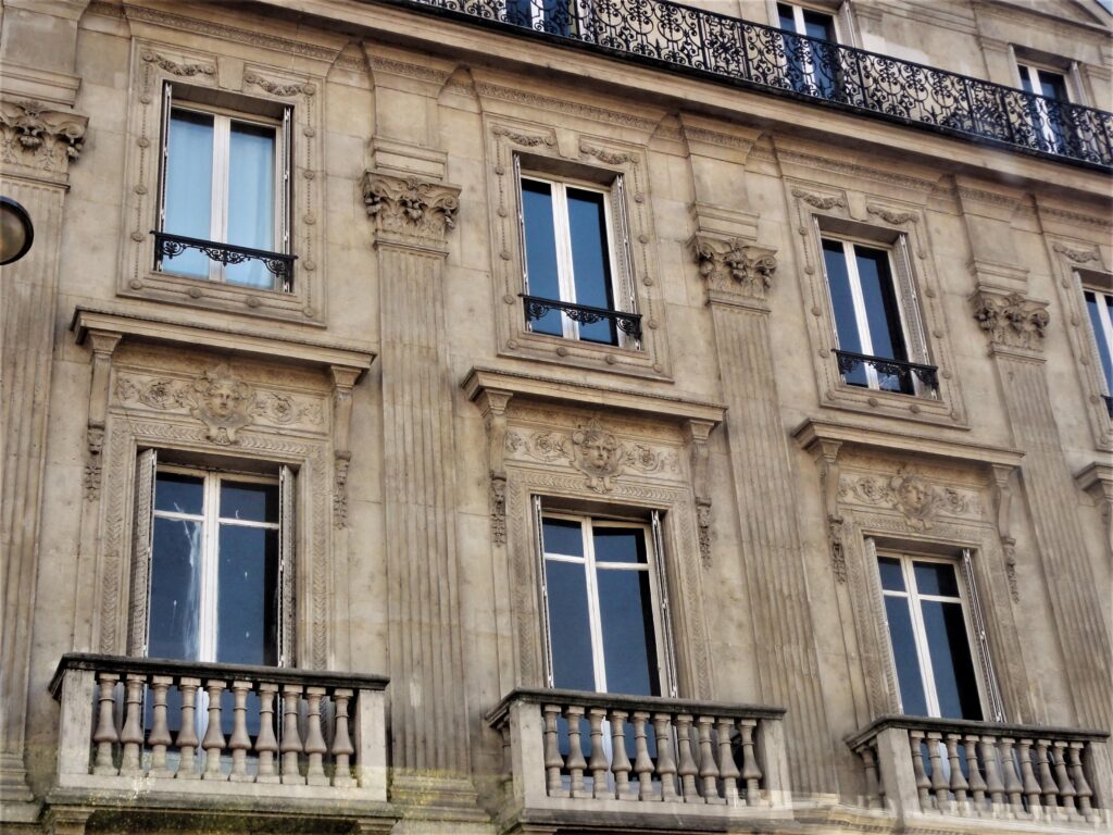how to spent 24 hours in Paris