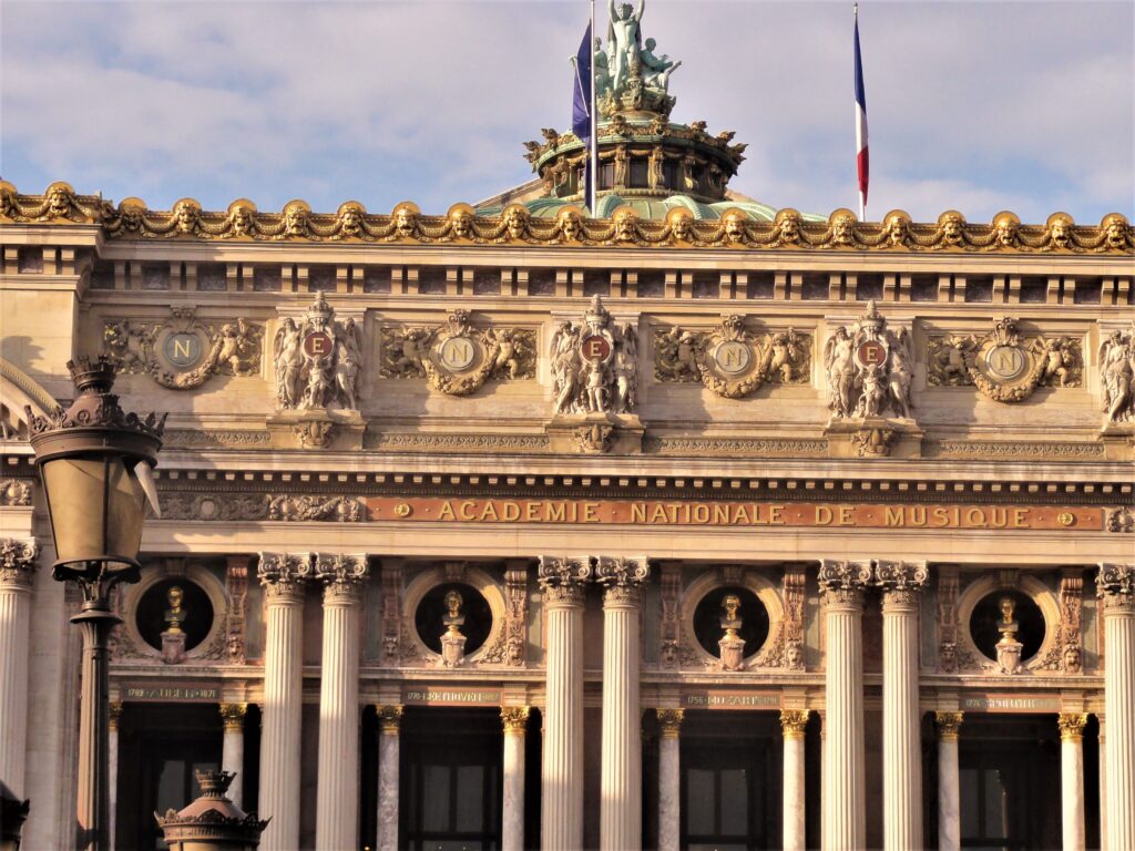 how to spent 24 hours in Paris