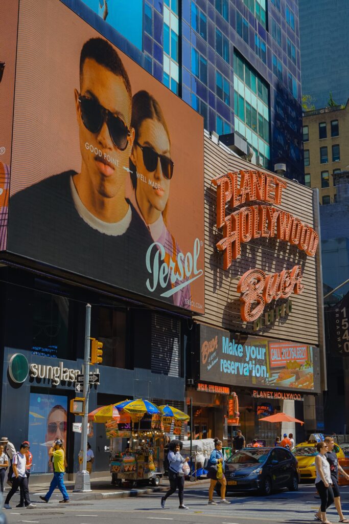 THINGS TO DO IN TIMES SQUARE