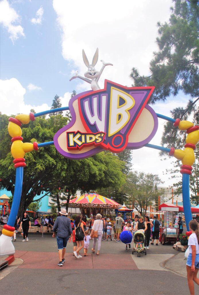 WARNER BRO'S. MOVIE WORLD ON AUSTRALIA'S GOLD COAST