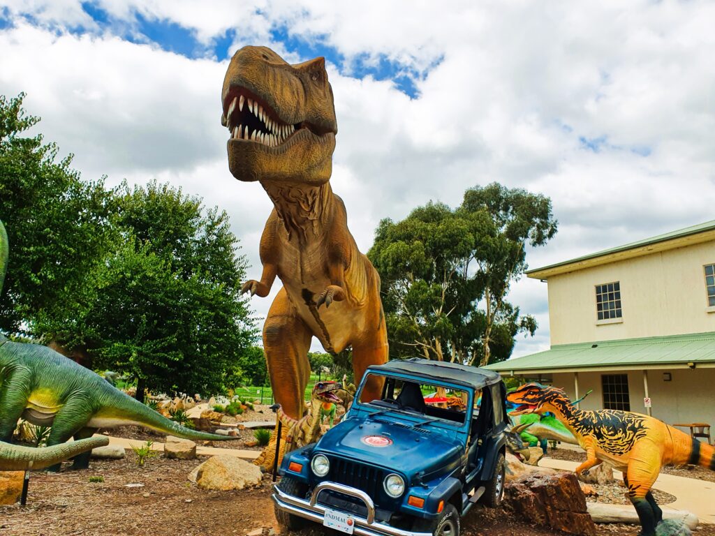 discovering Canberra