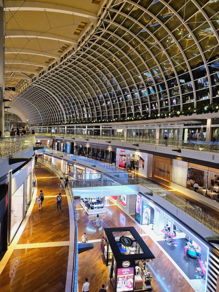 9 hour layover in Singapore