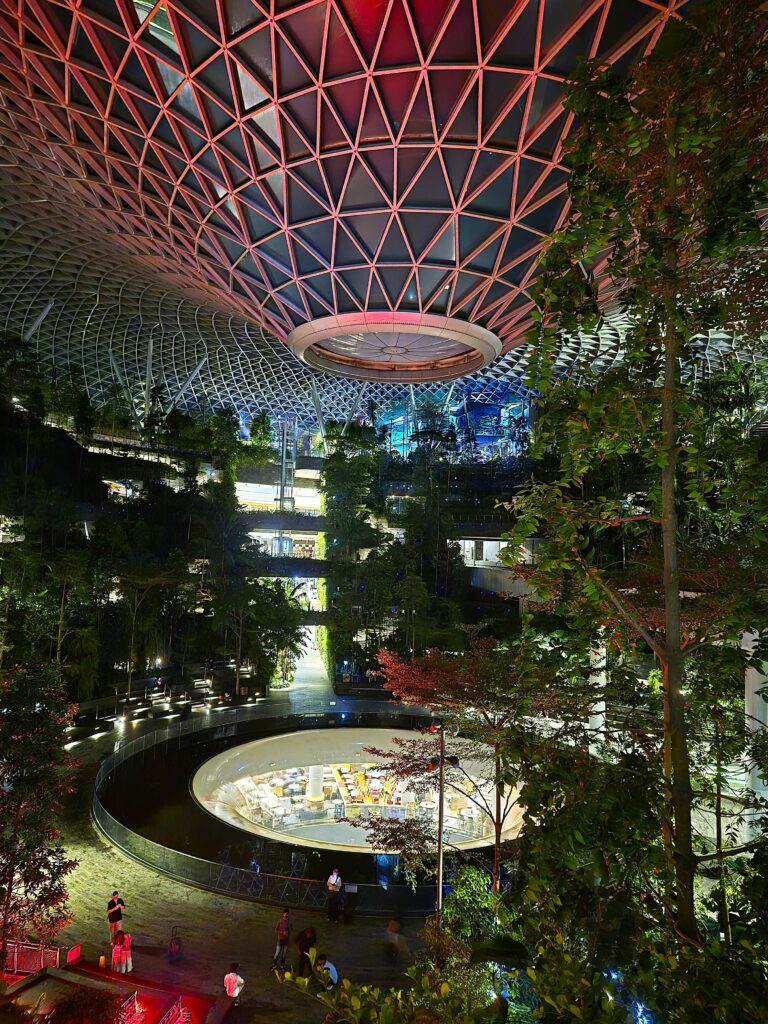 9 hour layover in Singapore
