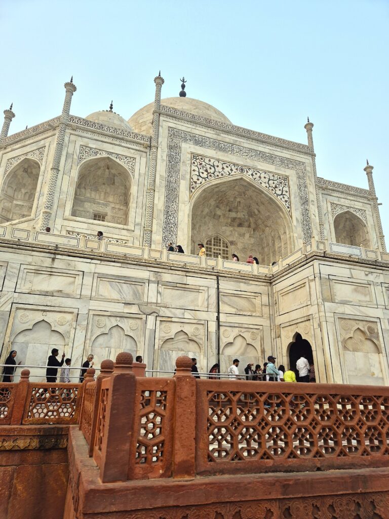 24 hours in Agra