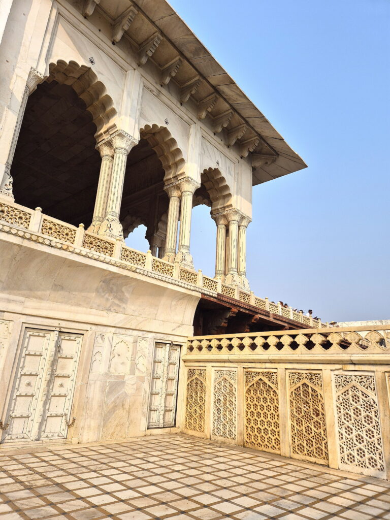 24 hours in Agra